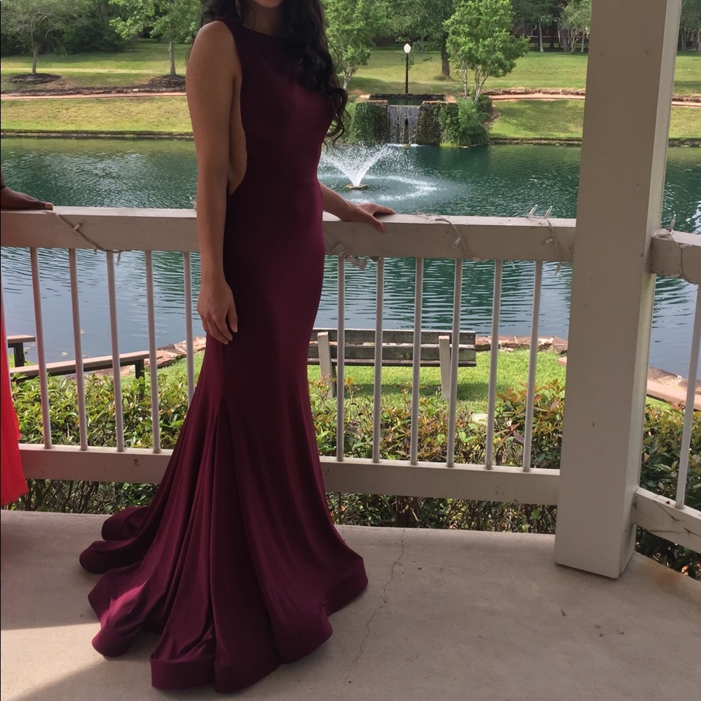 Burgundy Giovanni Gown